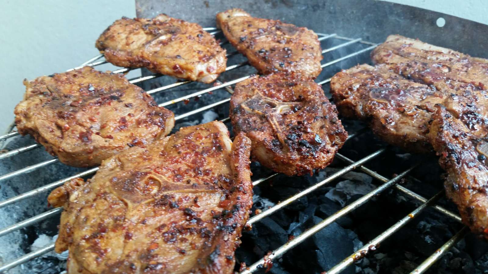 Grillen zirpen - Männer grillen!